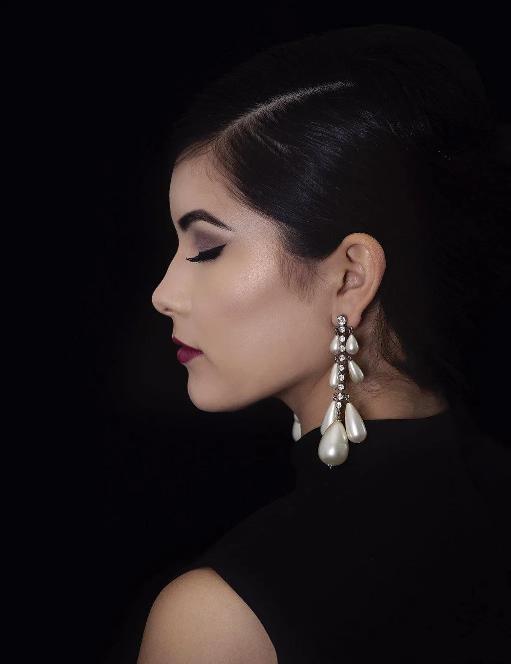 1980's Rhinestone and Pearl Drop Chandelier Earrings