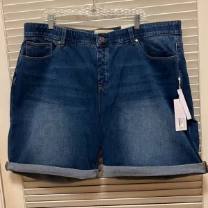 22. Soft Surroundings The Ultimate Denim Pull On Relaxed Shorts in Kinley Wash