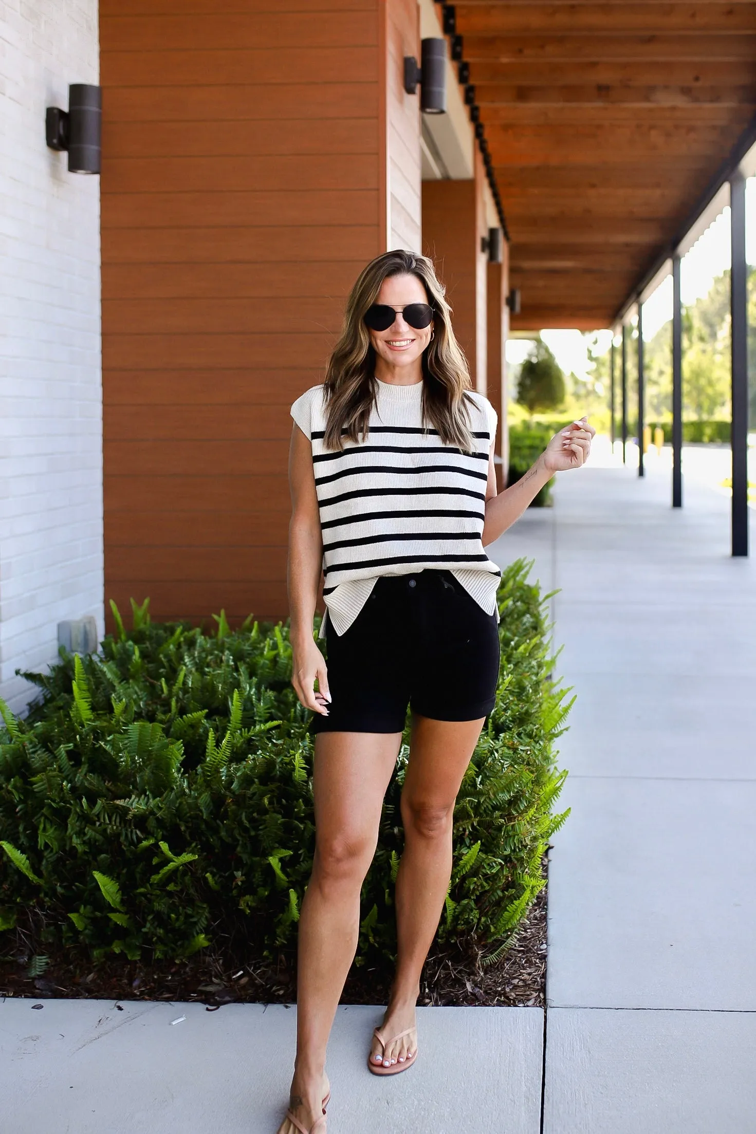 Ava High Rise Control Top Cuffed Shorts in Black