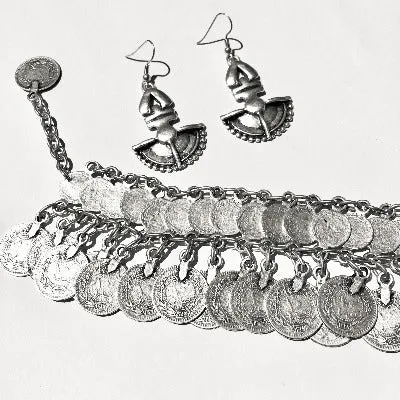 Bande de Vagabonds Aztec earrings