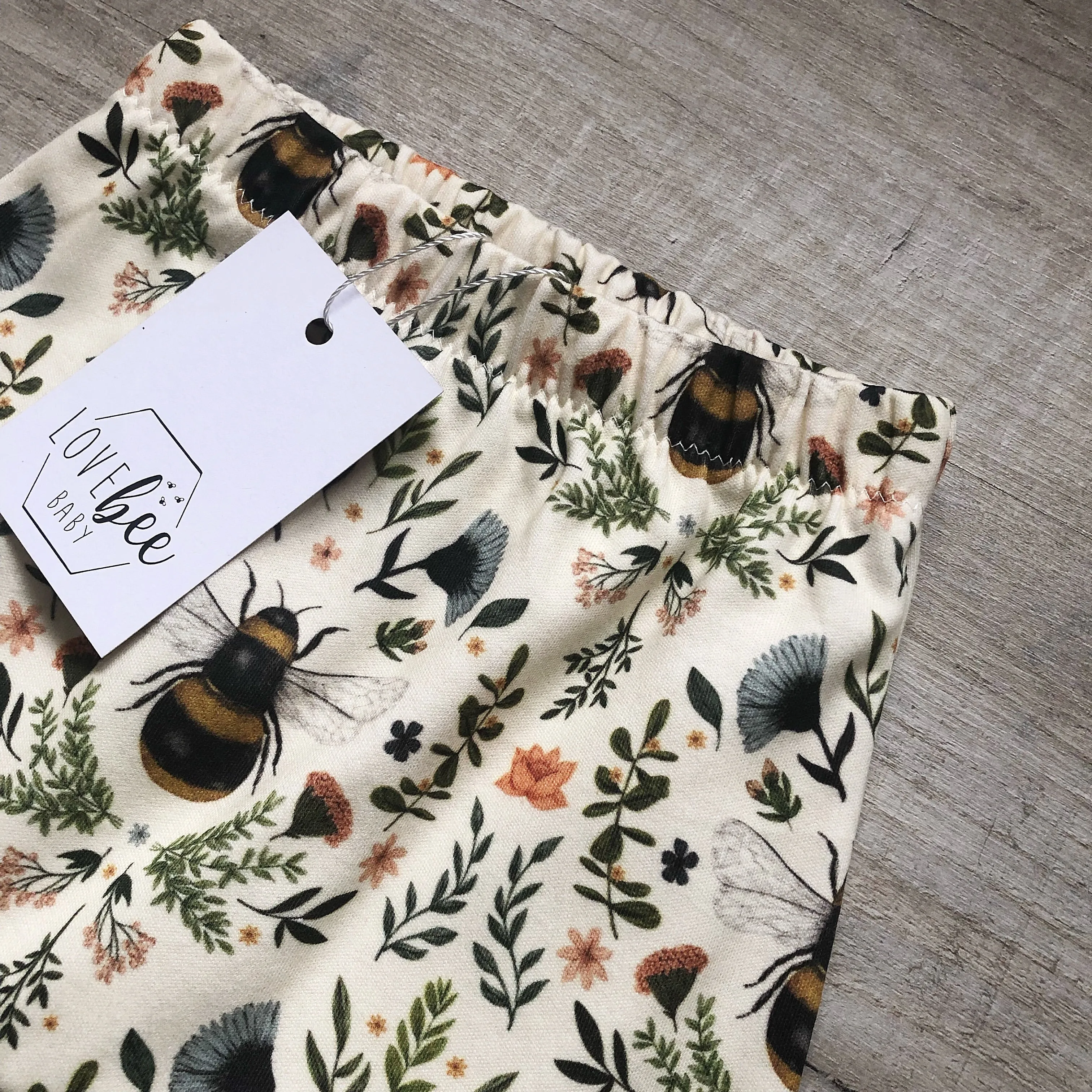 Bee and Botanicals Cuffed Shorts