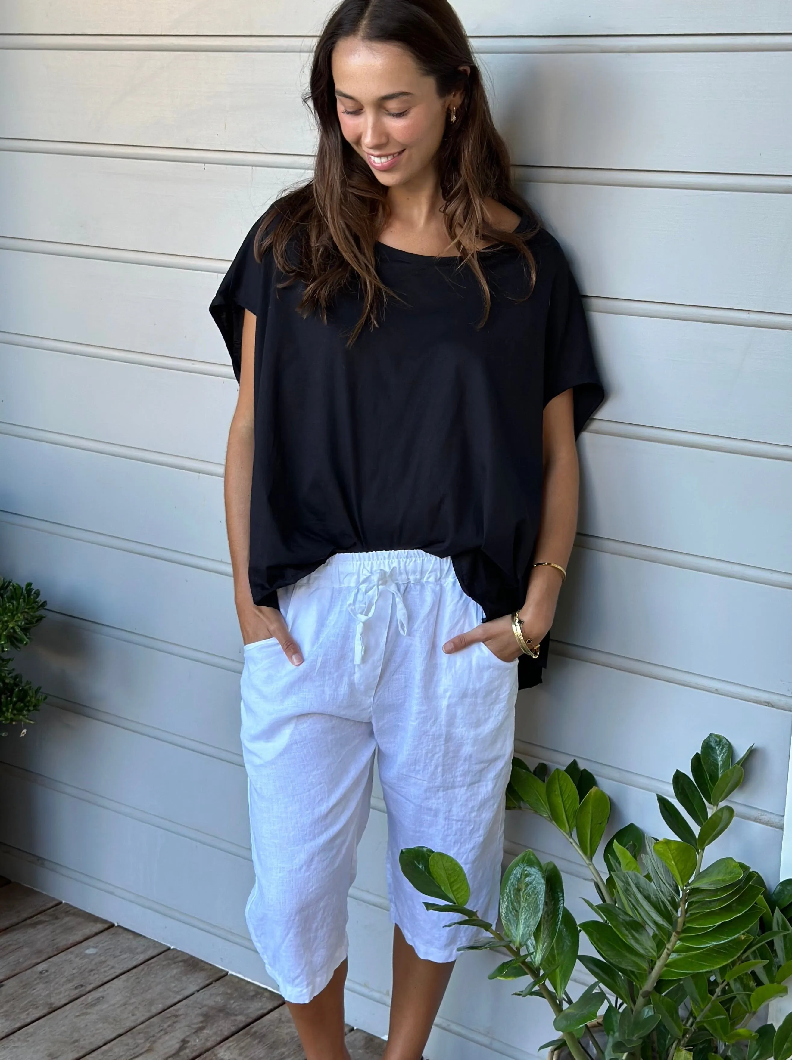 billy short-white linen