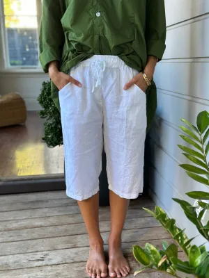 billy short-white linen