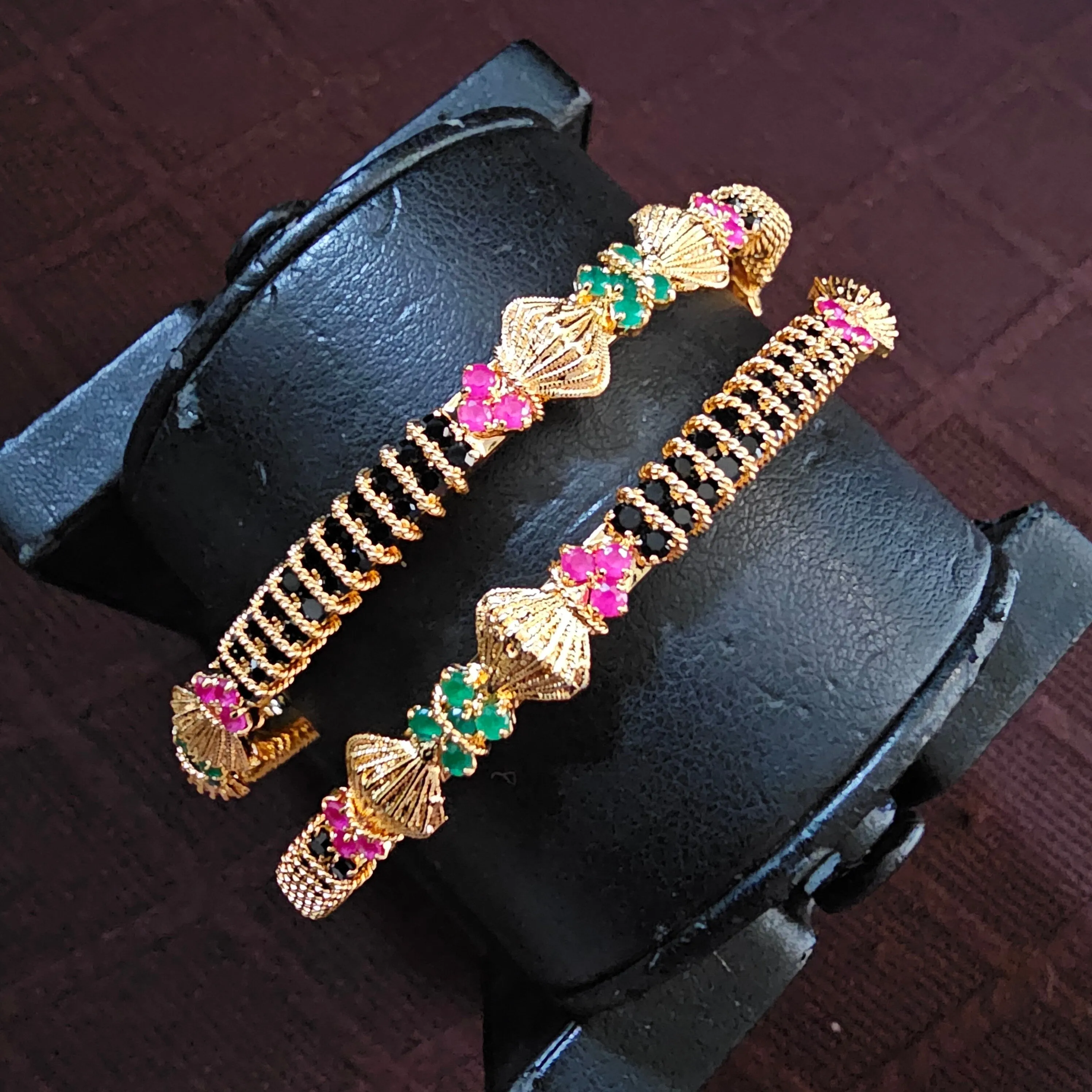 Black beads Bangles