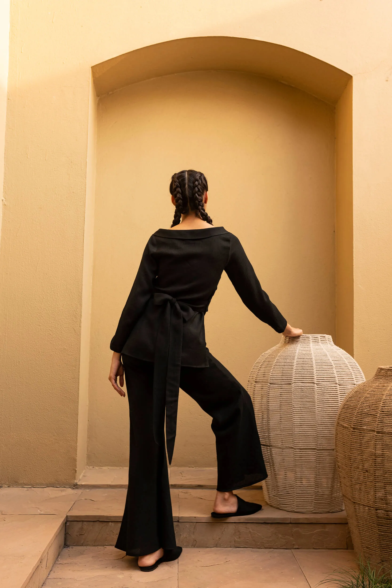 Brussels Woollen Pants (Black)
