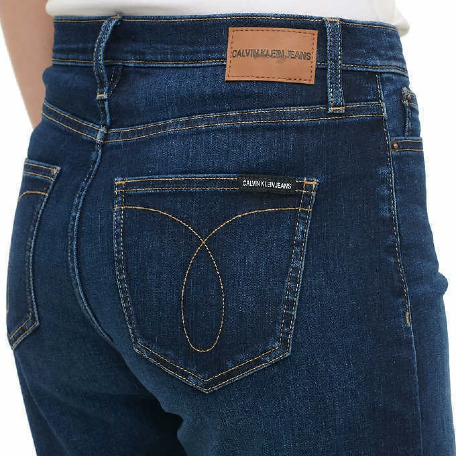 Calvin Klein Jeans Women's Stretch Roll Cuff Denim Shorts Dark Blue 10