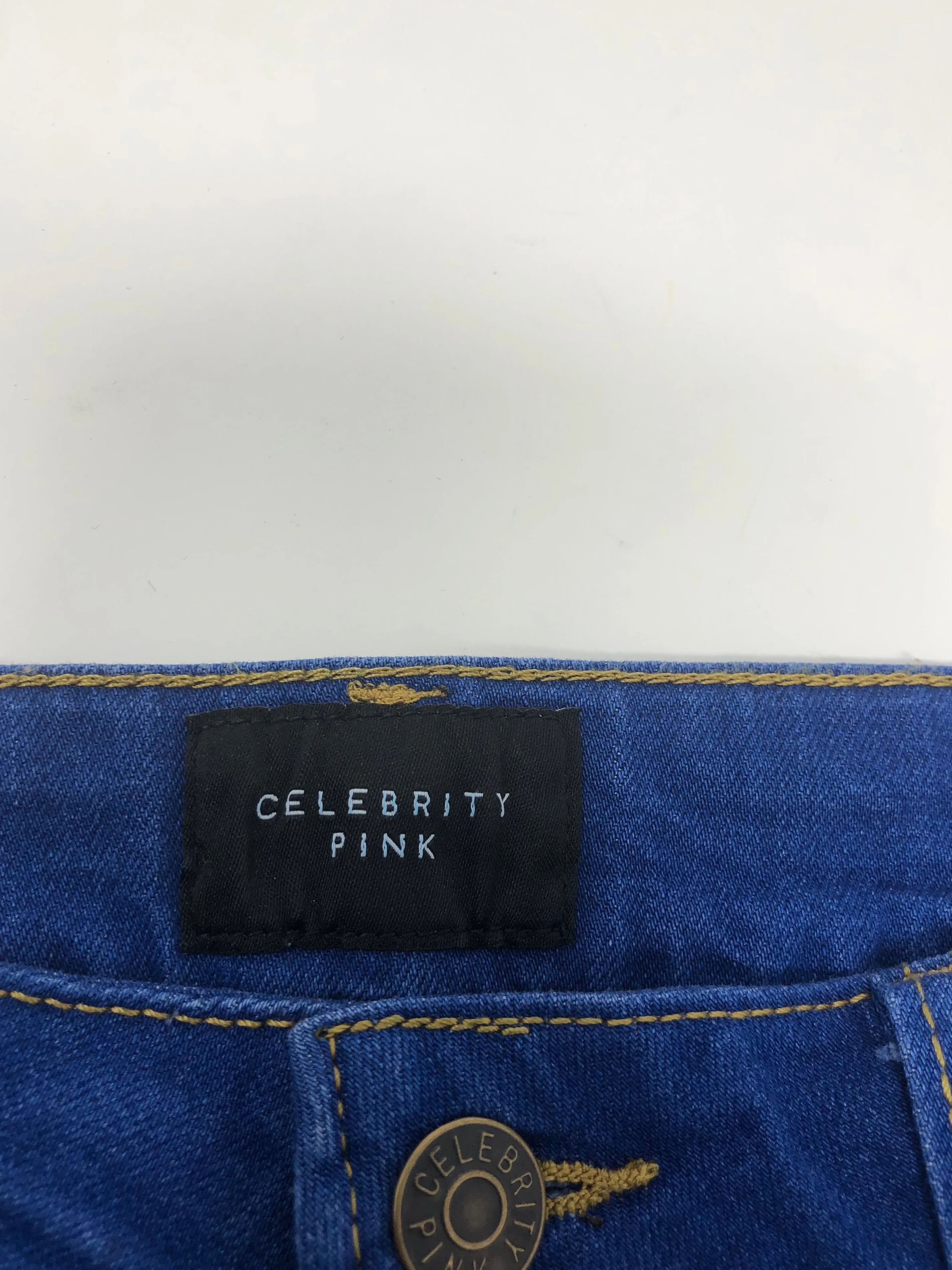 Celebrity Pink, size 3. #3405