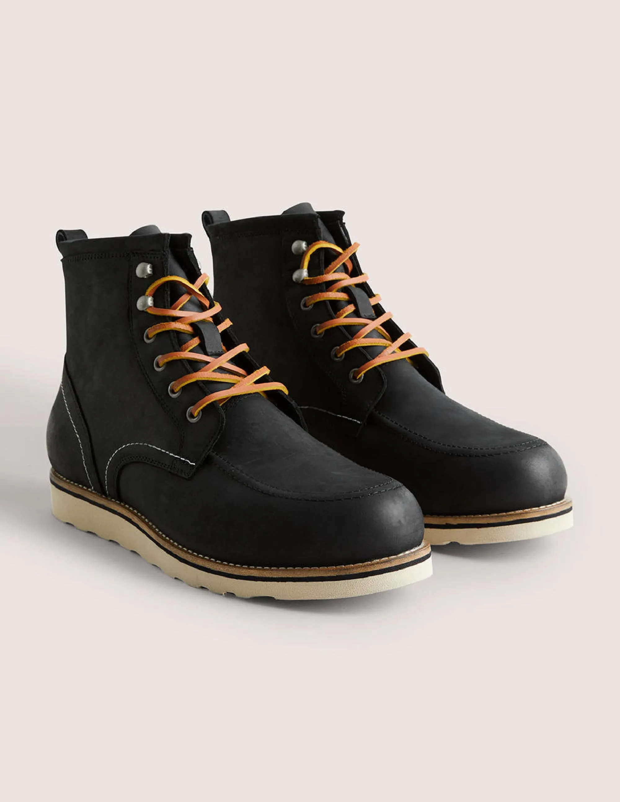 Chukka-Boots aus Leder-Schwarz