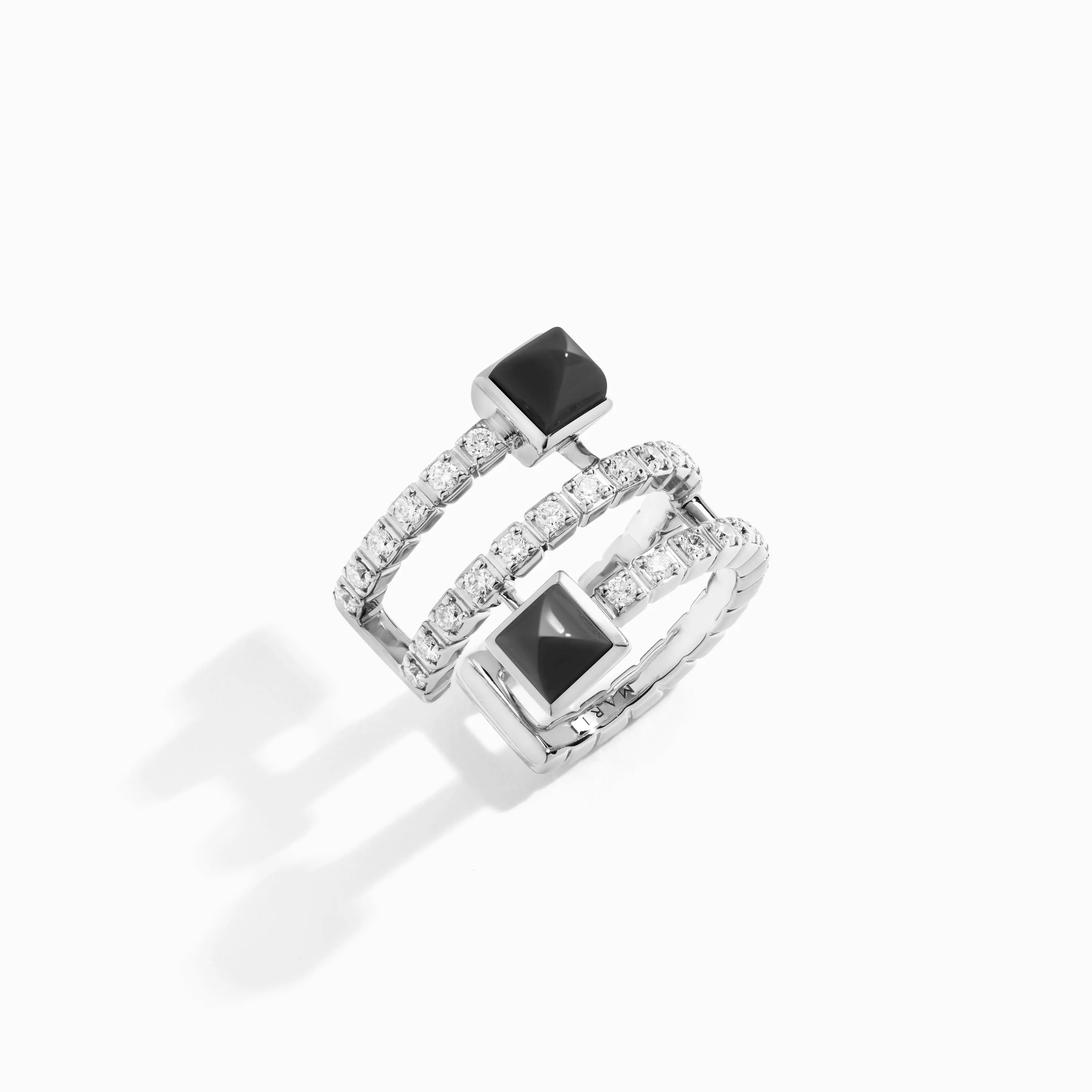 Cleo Lotus Twist Ear Cuff (Single R)