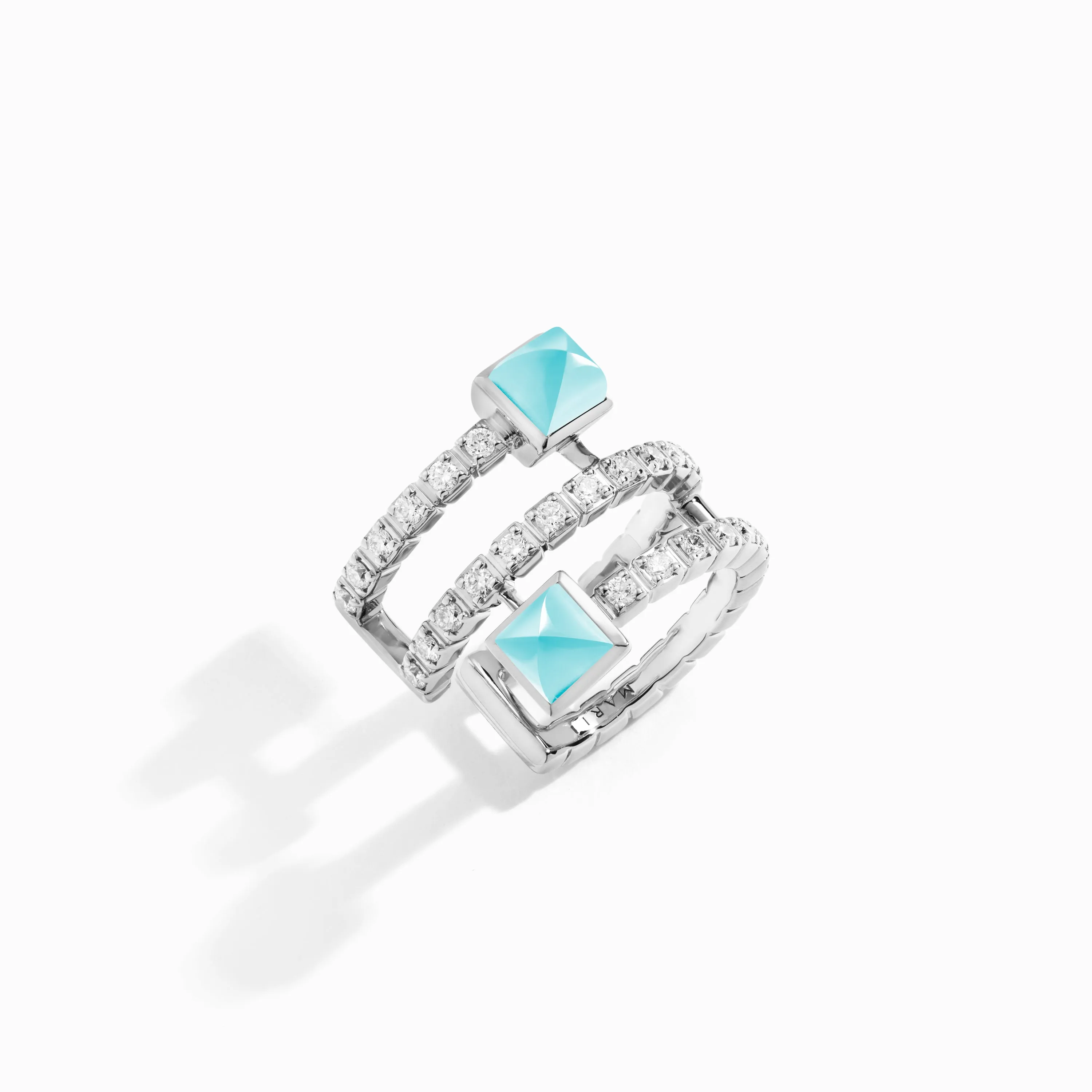 Cleo Lotus Twist Ear Cuff (Single R)