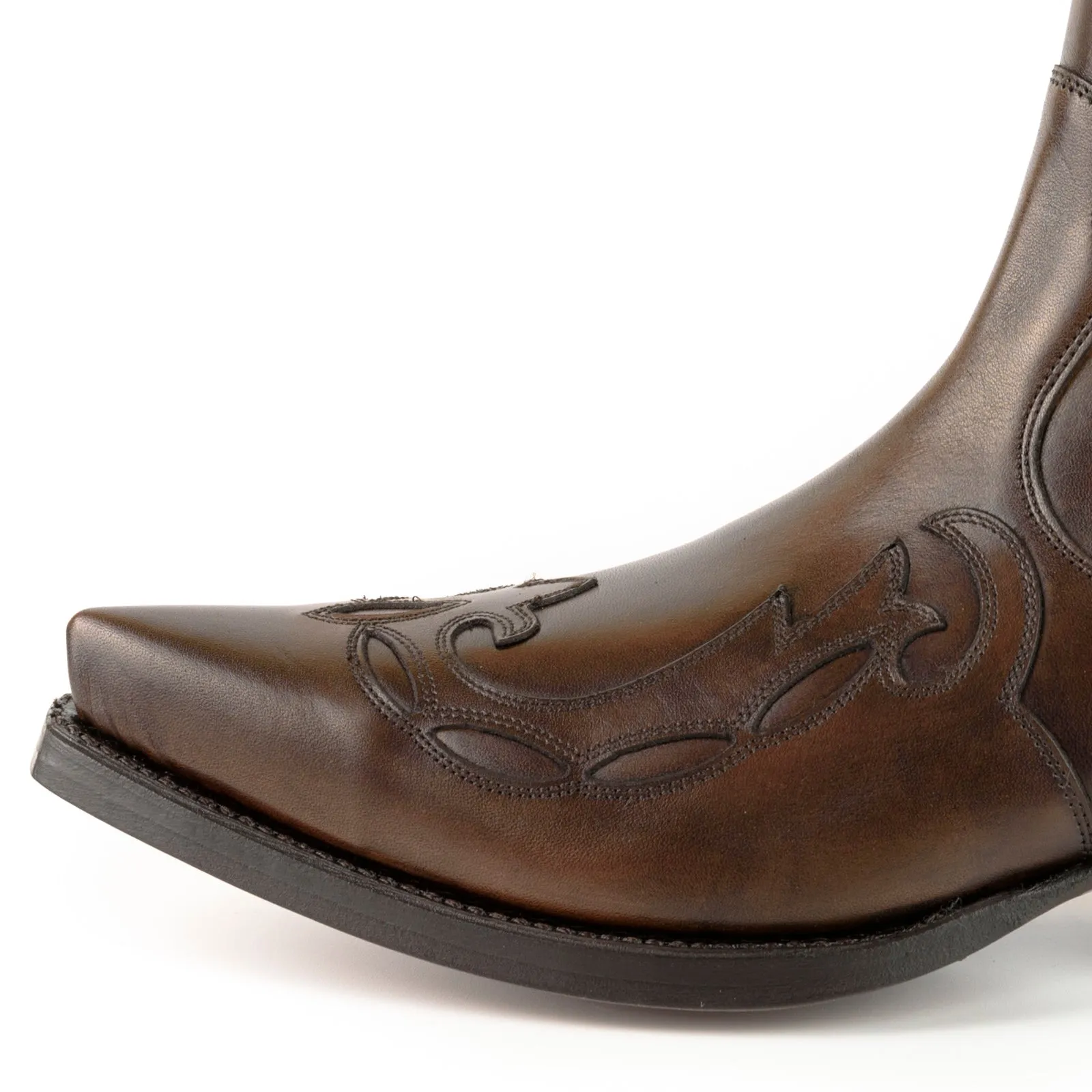 Cowboy Boots or Ankle Boots for Women and Men, Handcrafted, Brown Leather, Urban 1931