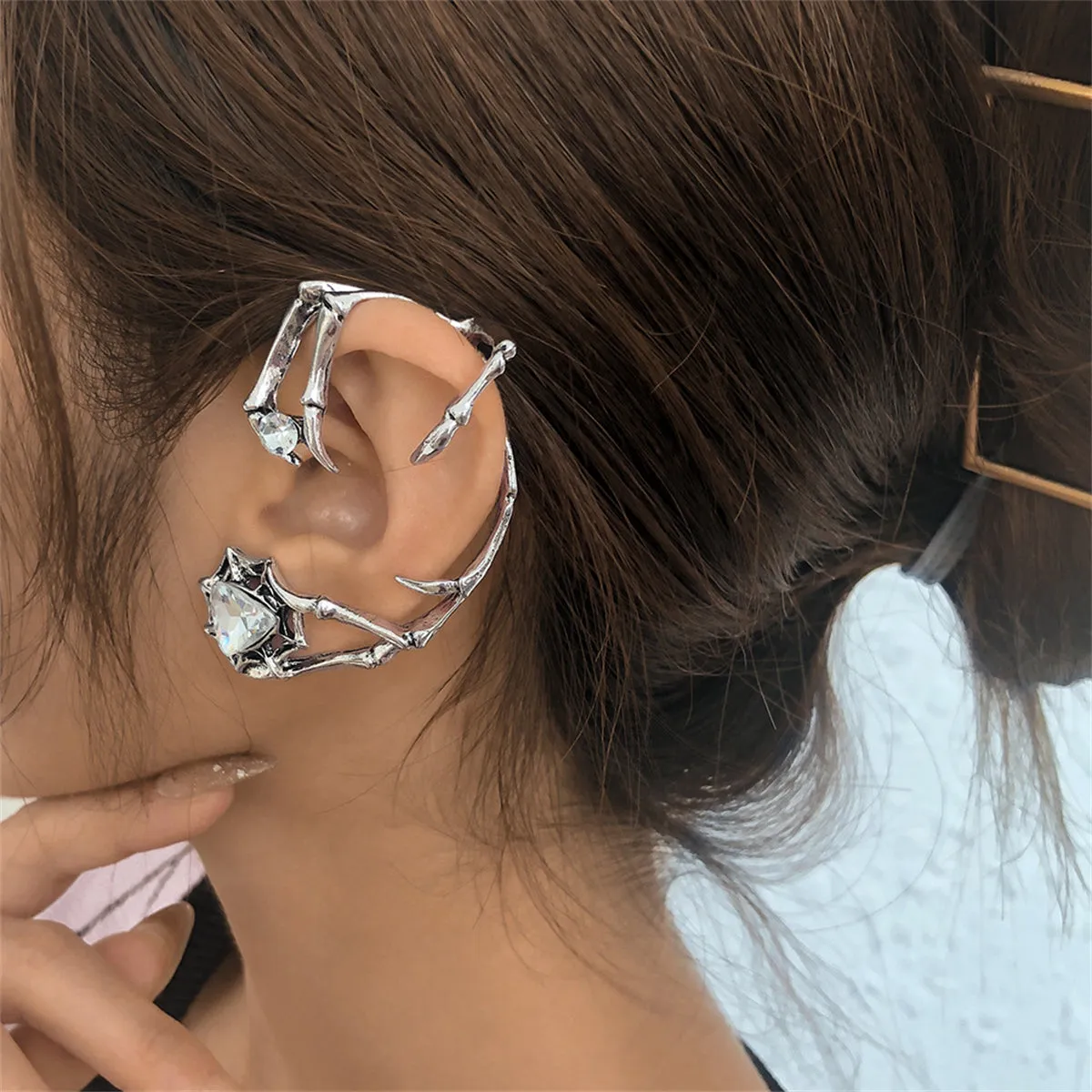 Crystal & Cubic Zirconia Silver-Plated Claw Ear Cuff