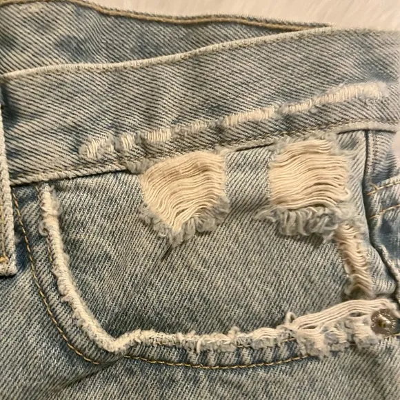 Current Elliott The Rolled Boyfriend Shorts in Alta Destroy