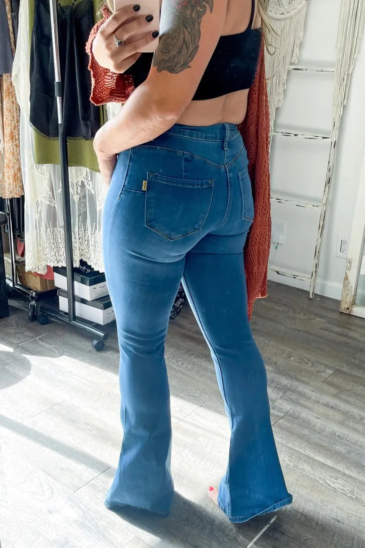 Curvy Flare Jeans