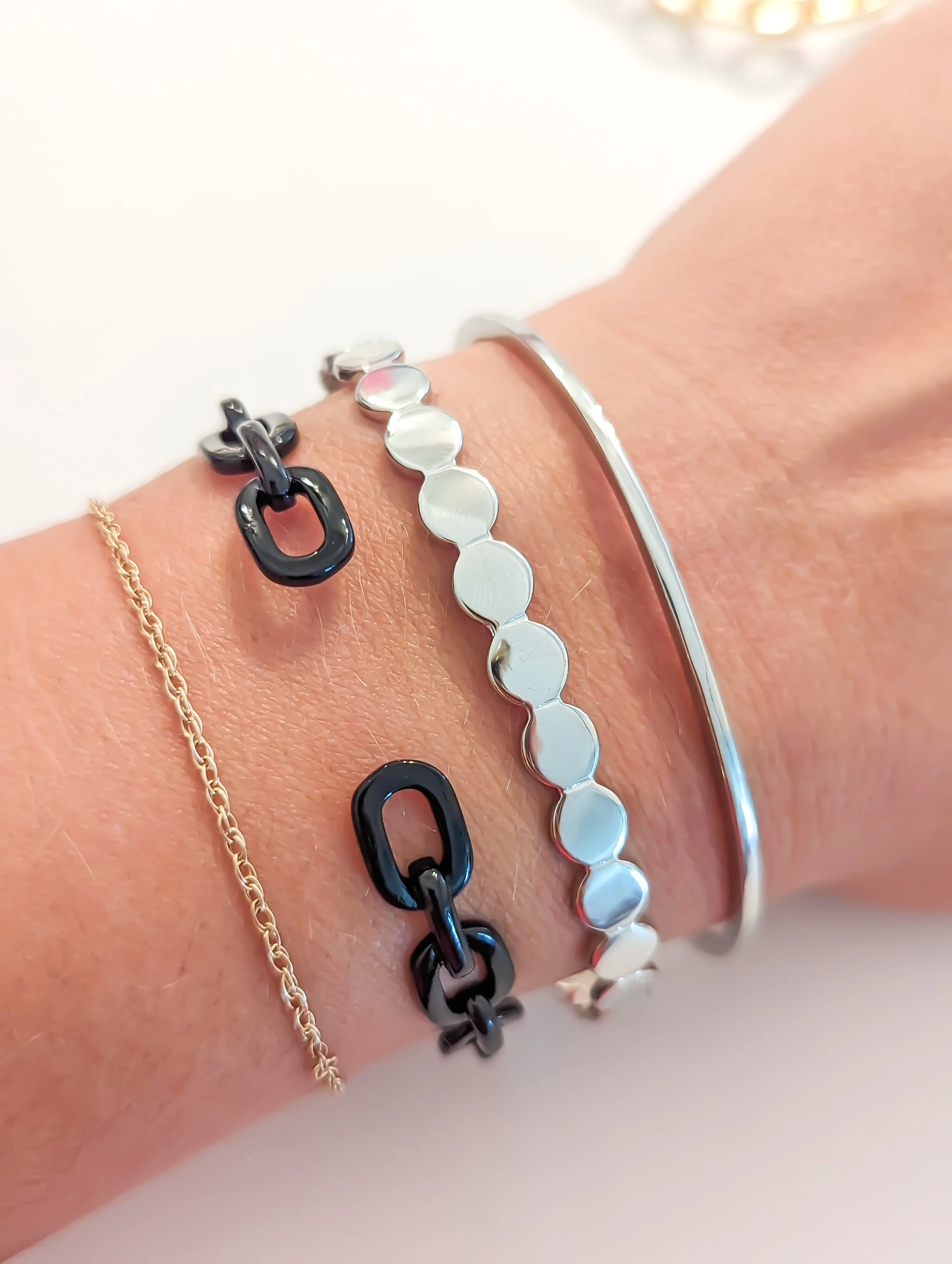 Dainty Simple Cuff Adjustable Bracelet with Two Rounded Ends