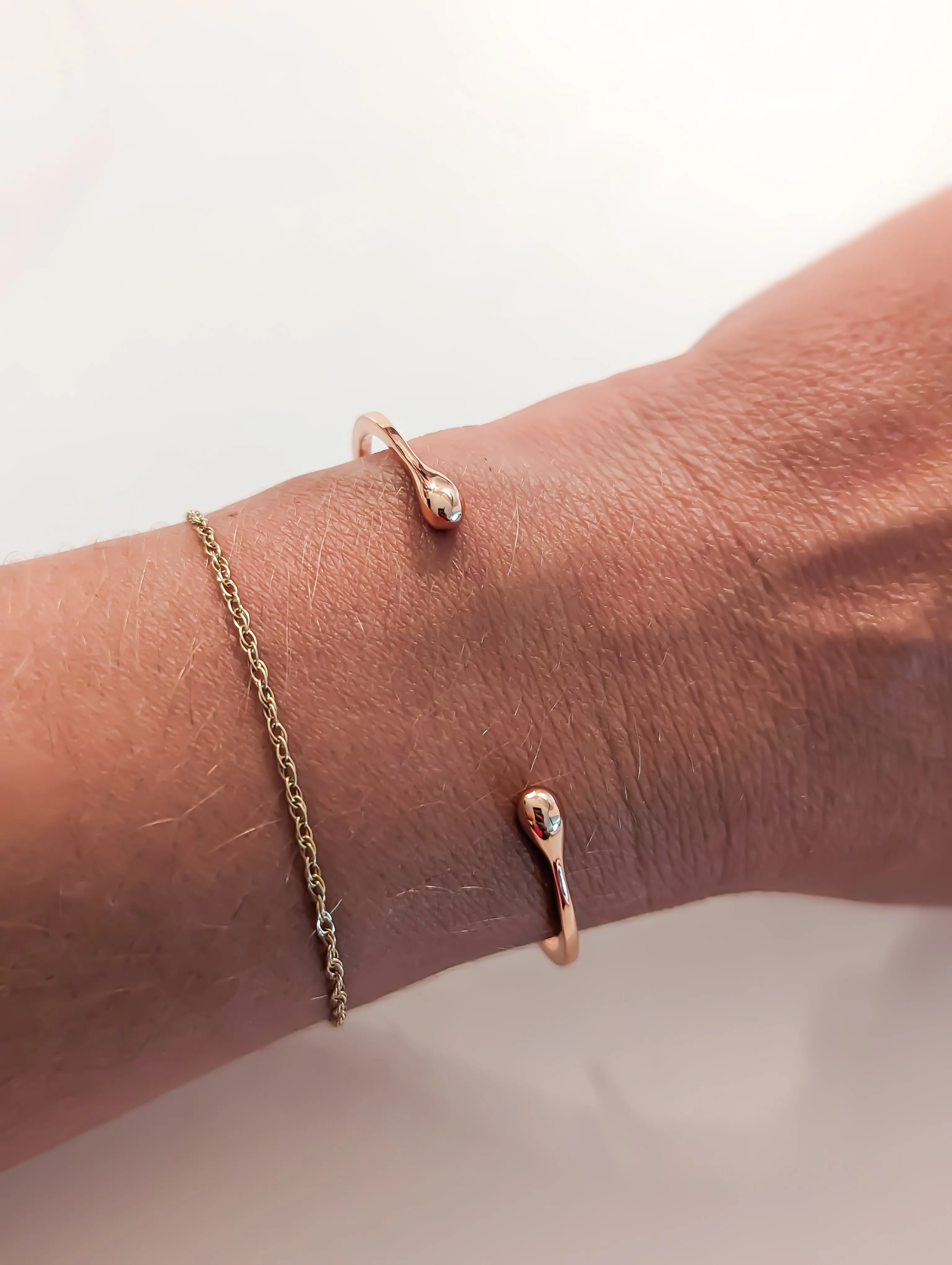 Dainty Simple Cuff Adjustable Bracelet with Two Rounded Ends