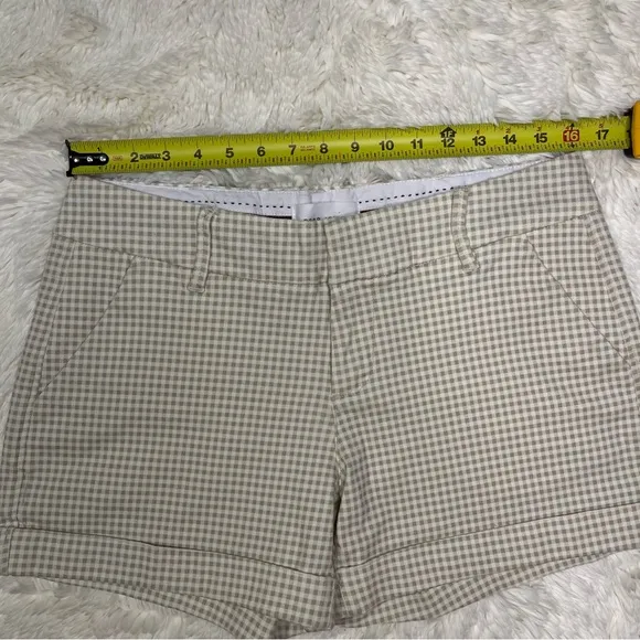 Dear John Green &amp; White Gingham Cuff Shorts