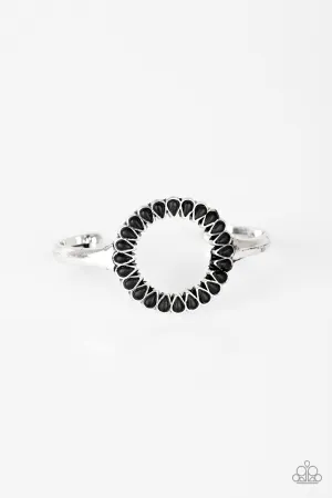 Divinely Desert - Black