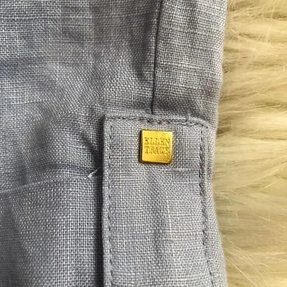 Ellen Tracy Chambray Blue Linen Shorts