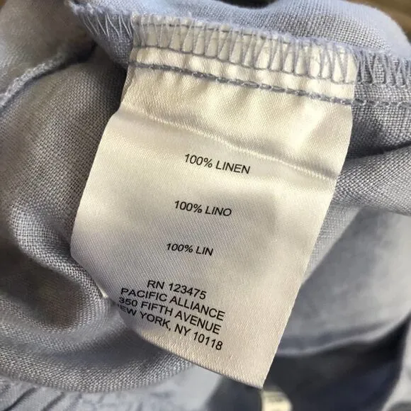 Ellen Tracy Chambray Blue Linen Shorts