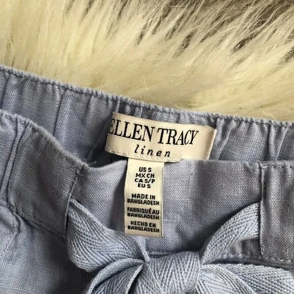 Ellen Tracy Chambray Blue Linen Shorts