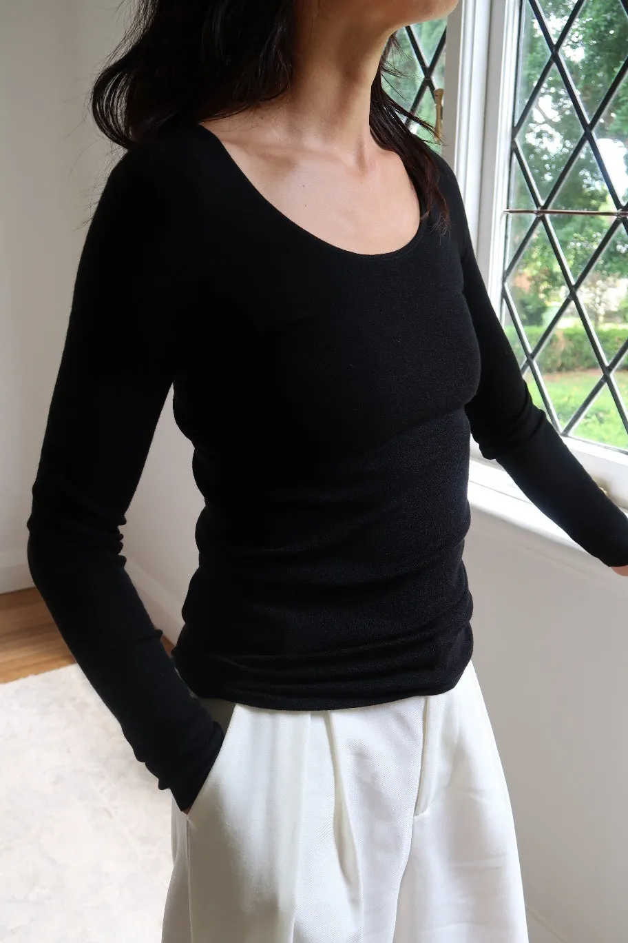 Essential Merino Wool Scoop Neck Long Sleeve