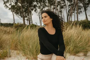 Essential Merino Wool Scoop Neck Long Sleeve