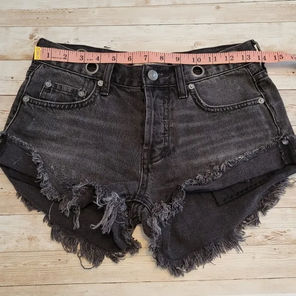 Free People Sashed and Relaxed Grommet Distress Cutoff Denim Shorts Black 24