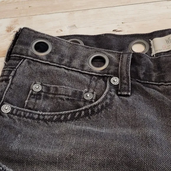 Free People Sashed and Relaxed Grommet Distress Cutoff Denim Shorts Black 24