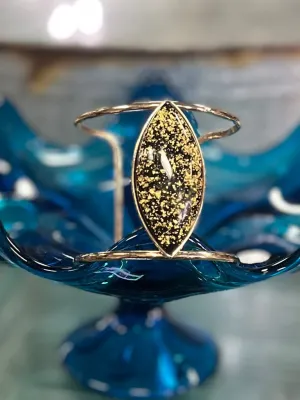 GOLD CUFF BRACELET