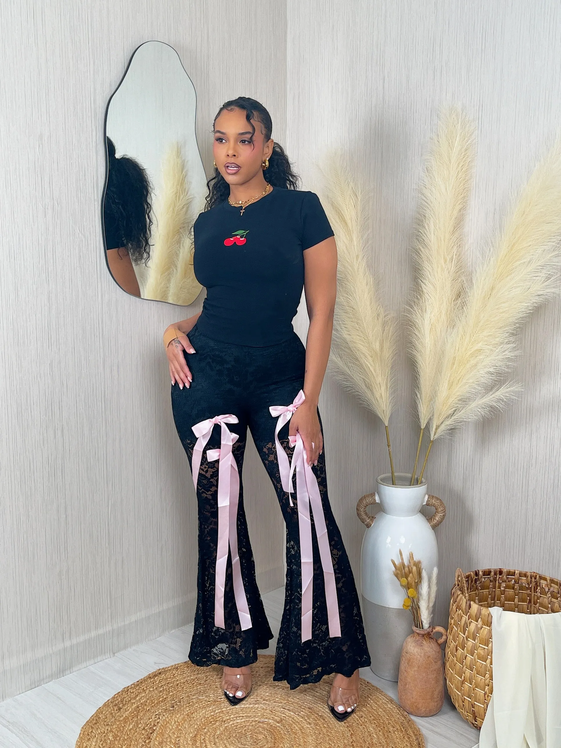HP1926P - HW BOW DETAIL FLARE LACE PANTS