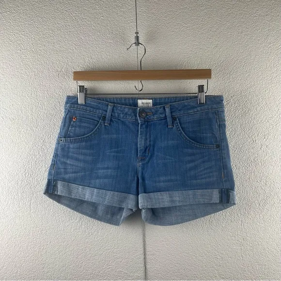 Hudson l 29 Classic Whisker Low Rise Button Flap Pocket Cuffed Denim Jean Shorts