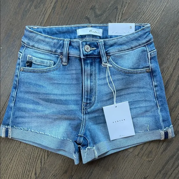 🔥KANCAN HIGH RISE MEDIUM WASH SHORTS