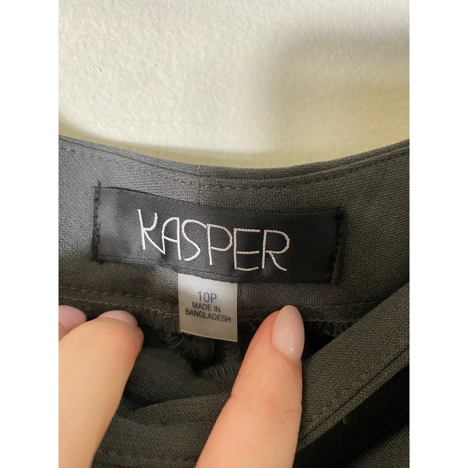 Kasper Grey Straight Leg Pants Sz 10 P