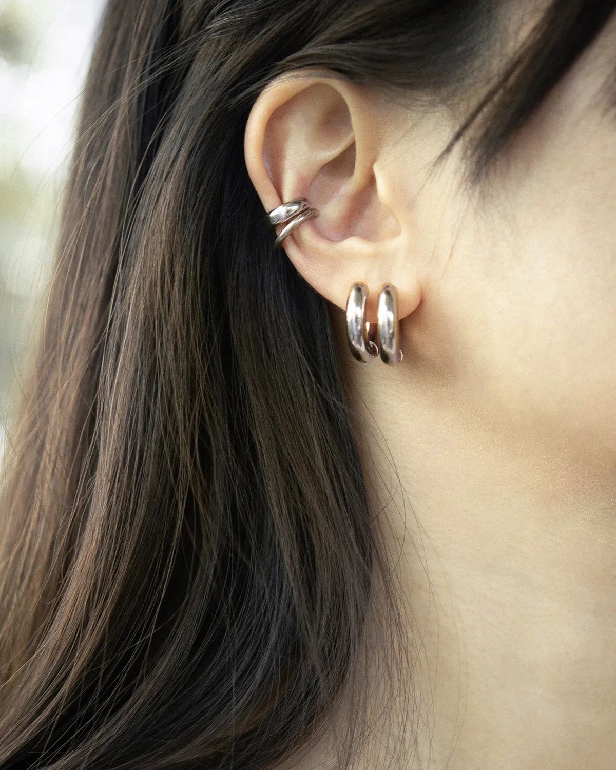 KIYO Clicker Hoops in Silver