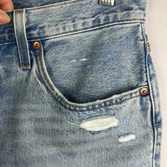 Levi’s 501 Distressed Raw Hem Jean Shorts Cutofffs High Waisted Size 32 Cotton