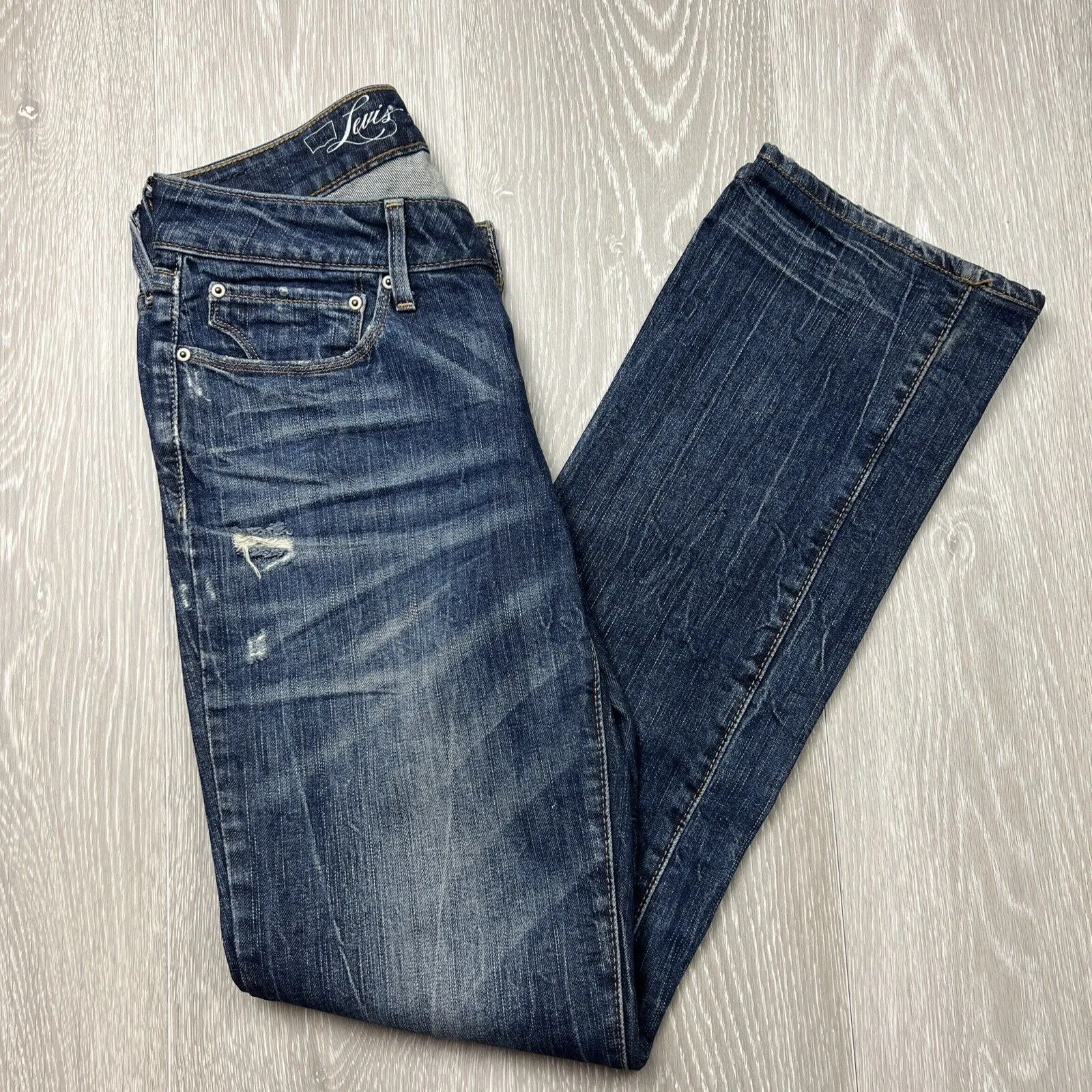 Levi’s Women’s Bold Curve Straight Leg Denim Jeans Size 27