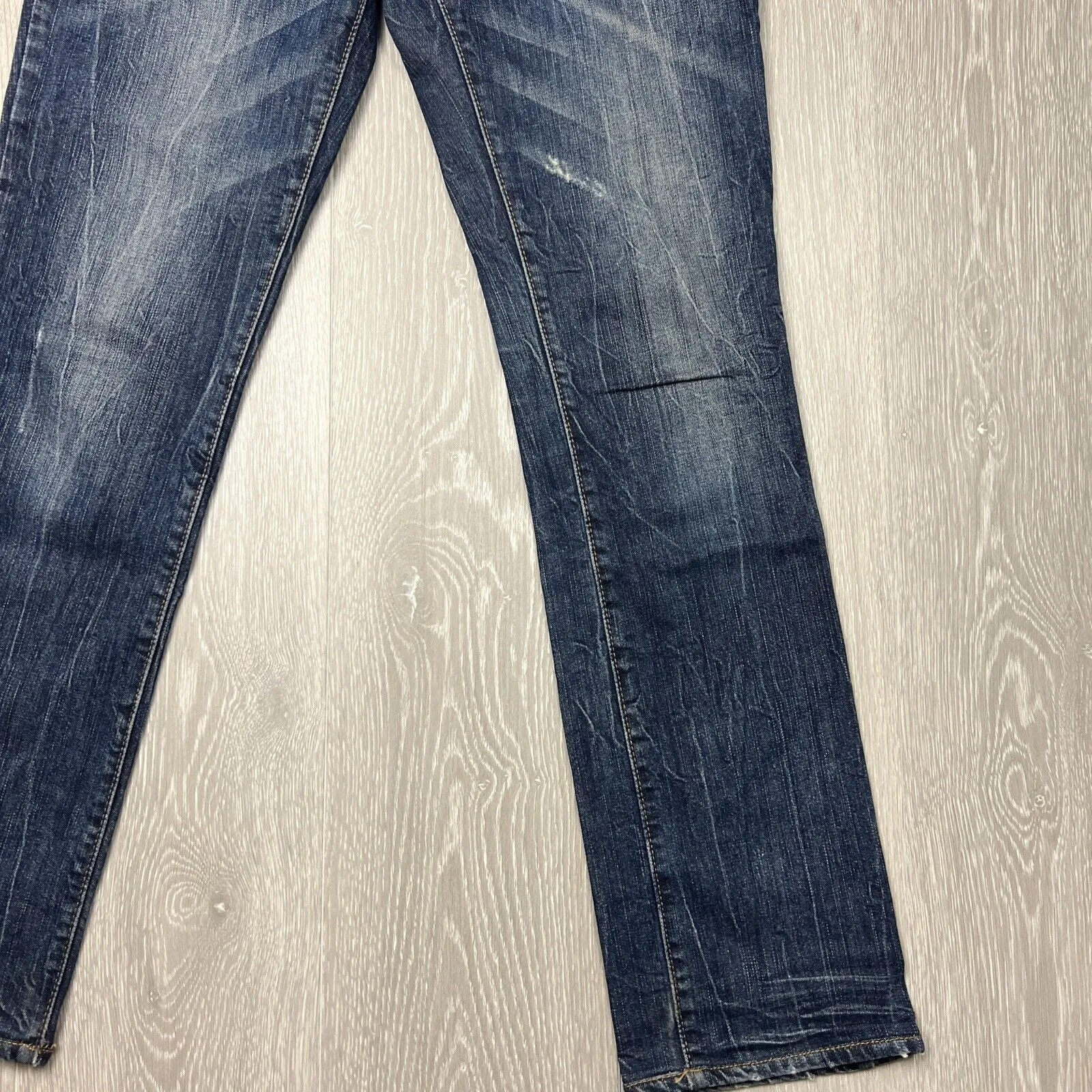 Levi’s Women’s Bold Curve Straight Leg Denim Jeans Size 27