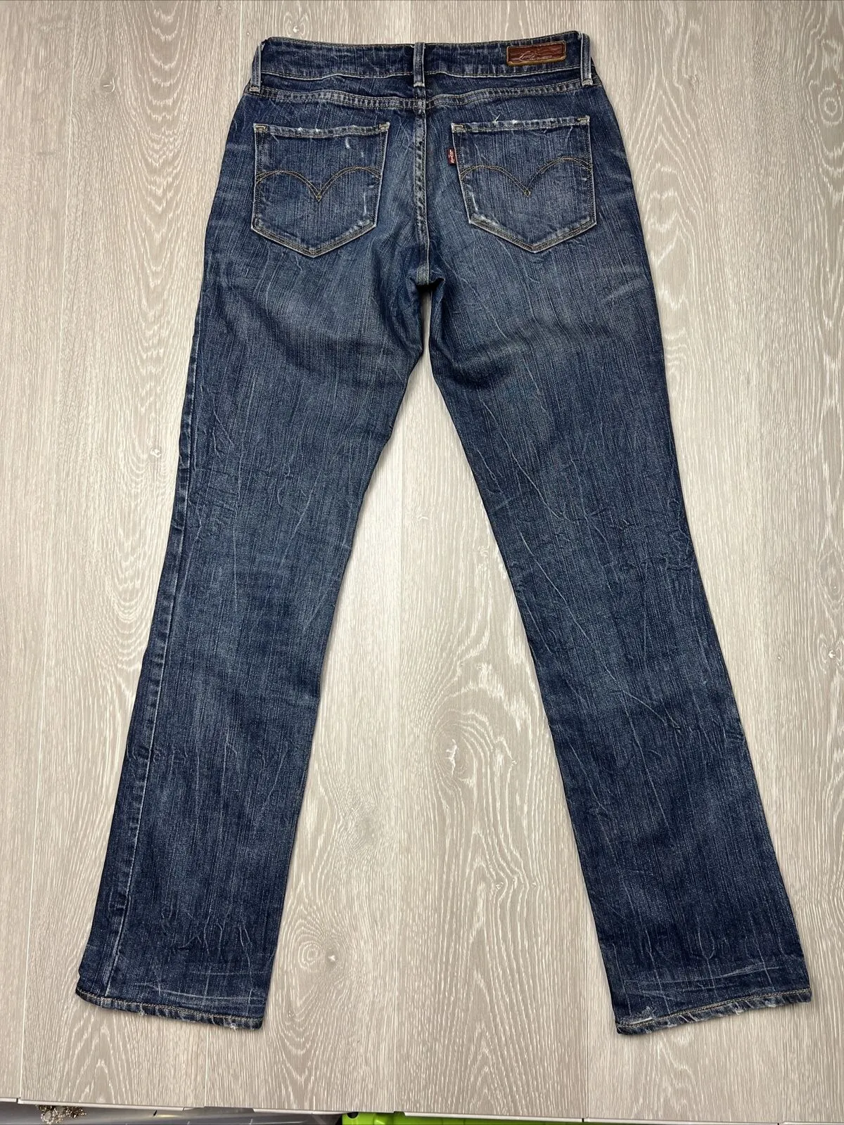 Levi’s Women’s Bold Curve Straight Leg Denim Jeans Size 27