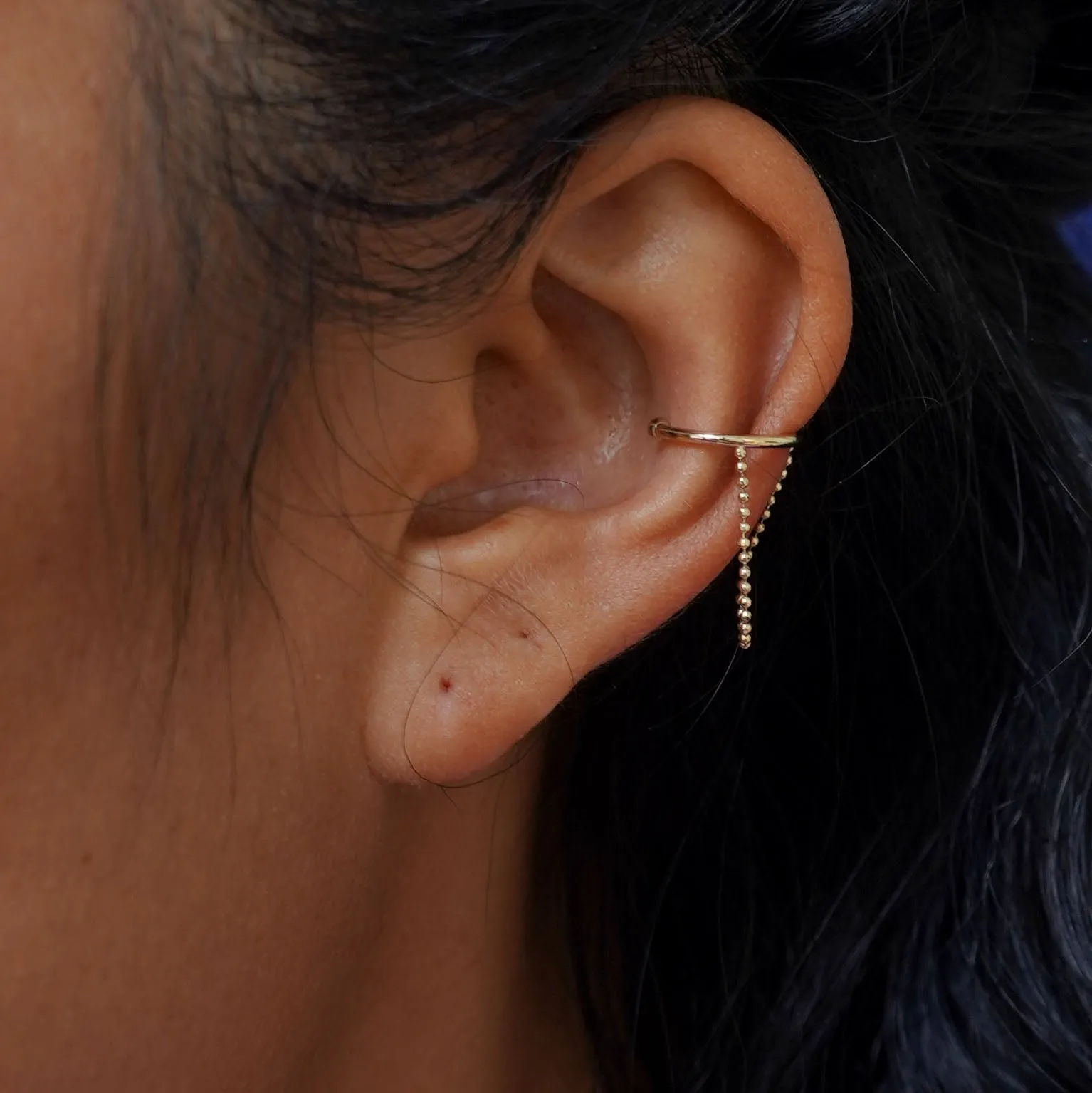 Line Cuff With Chain
