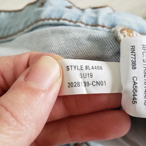 Madewell| High Rise Denim Mid Length Shorts Jean Denim 28