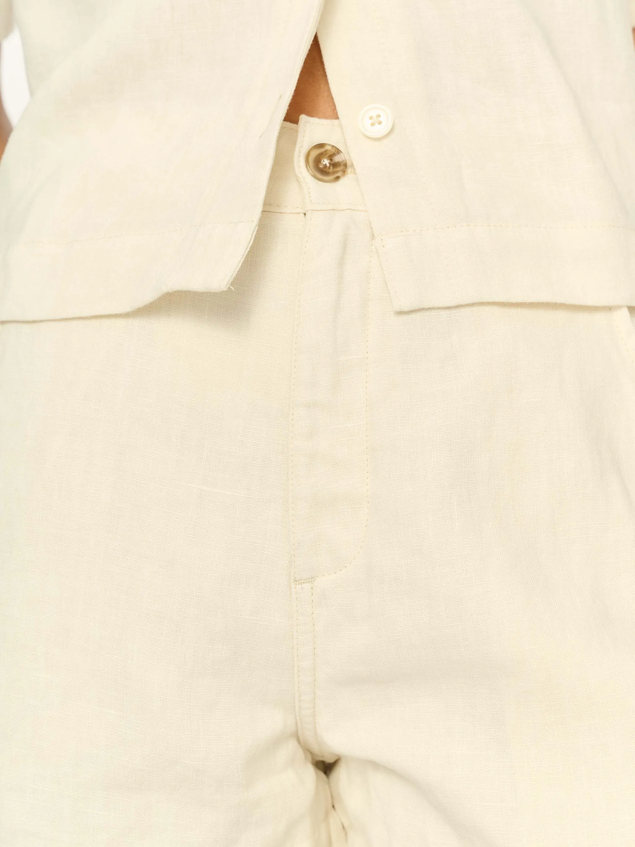 Marie Shorts in Flax
