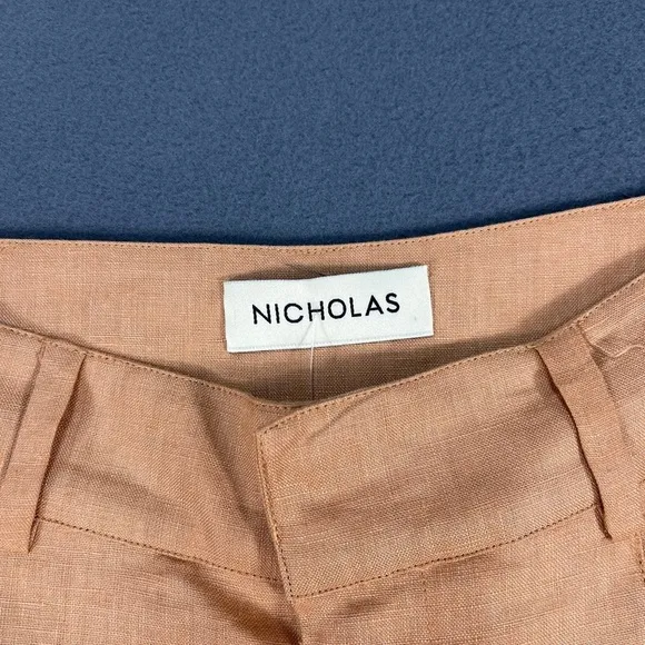 NEW NICHOLAS Delfina Longline Linen Shorts in Twig