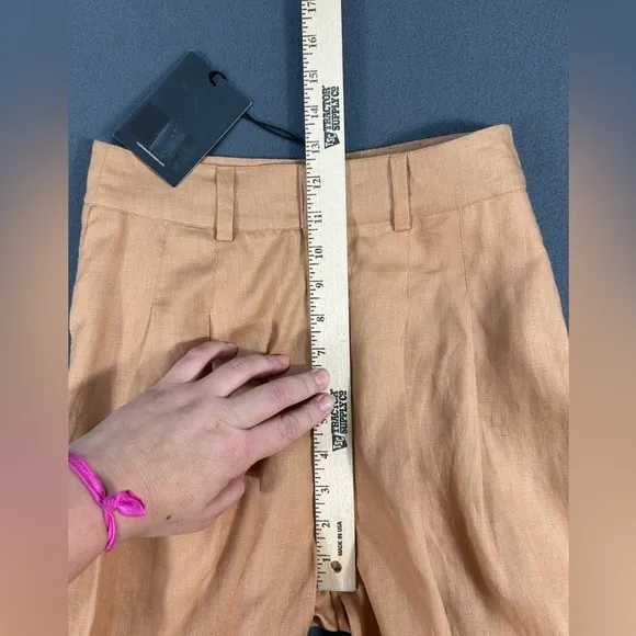 NEW NICHOLAS Delfina Longline Linen Shorts in Twig