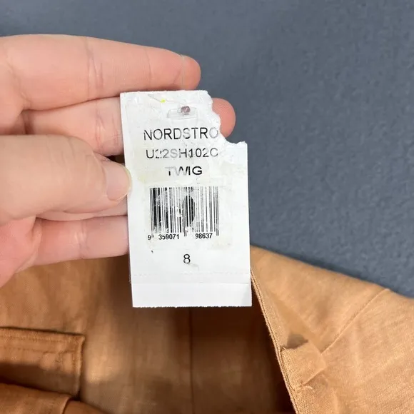 NEW NICHOLAS Delfina Longline Linen Shorts in Twig