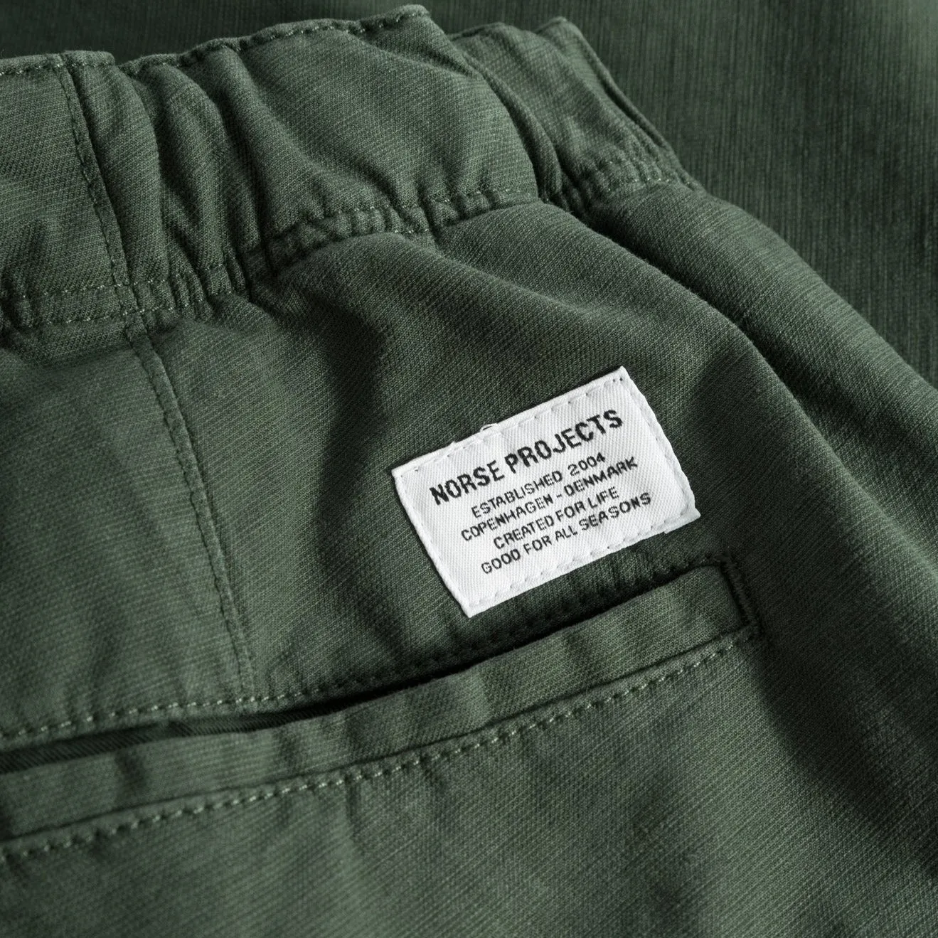 Norse Projects Ezra Relaxed Cotton LinenShort Spruce Green