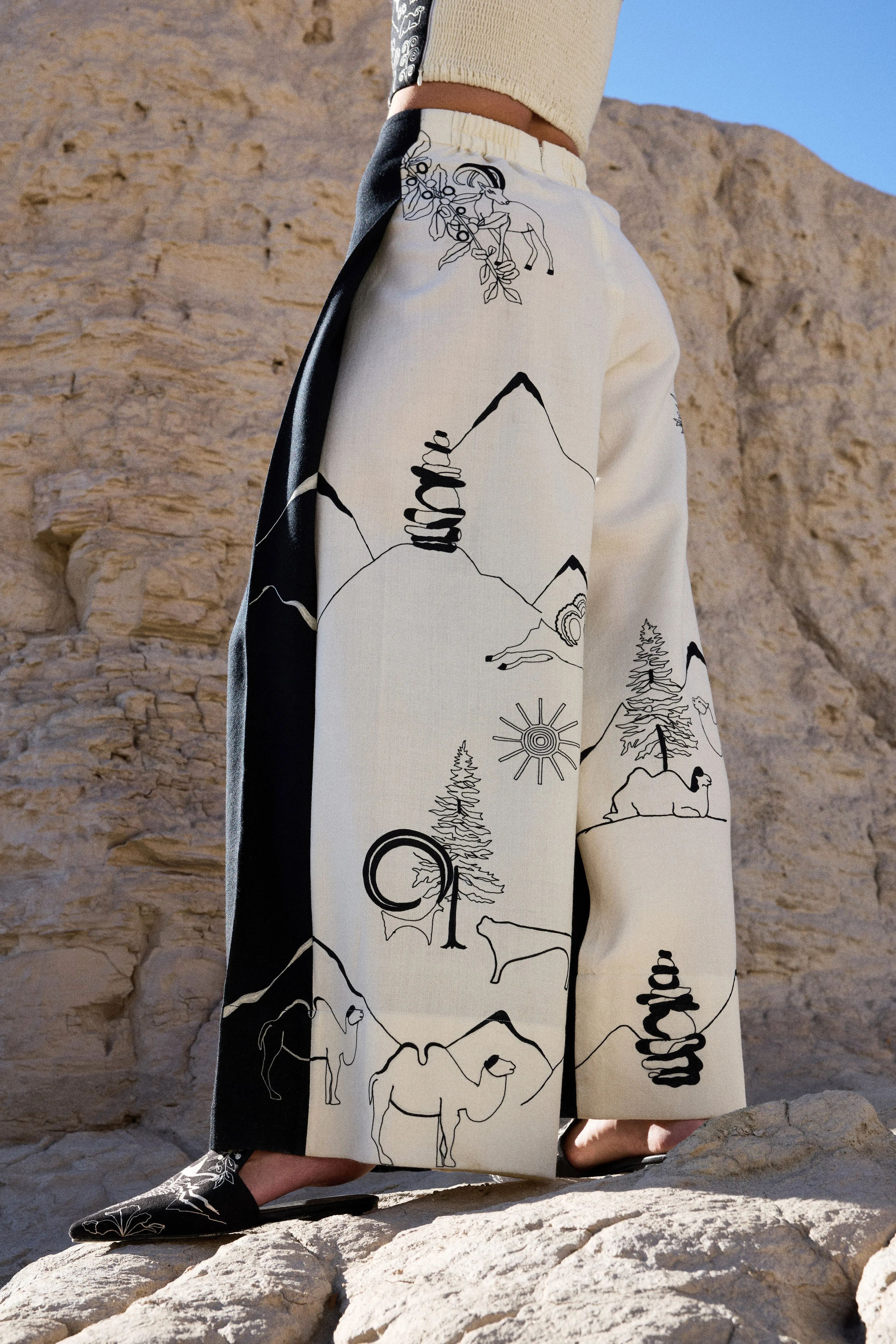 Nubra Woollen Pants (Ivory & Black)