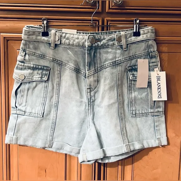 NWT Blank NYC The Perry Mom Cargo Shorts