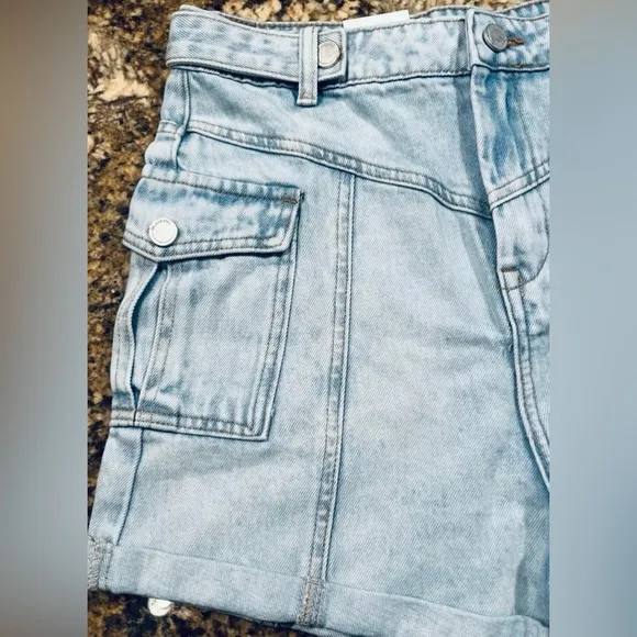 NWT Blank NYC The Perry Mom Cargo Shorts