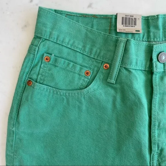 NWT Levi’s 501 Green Cuffed Button Fly Denim Shorts